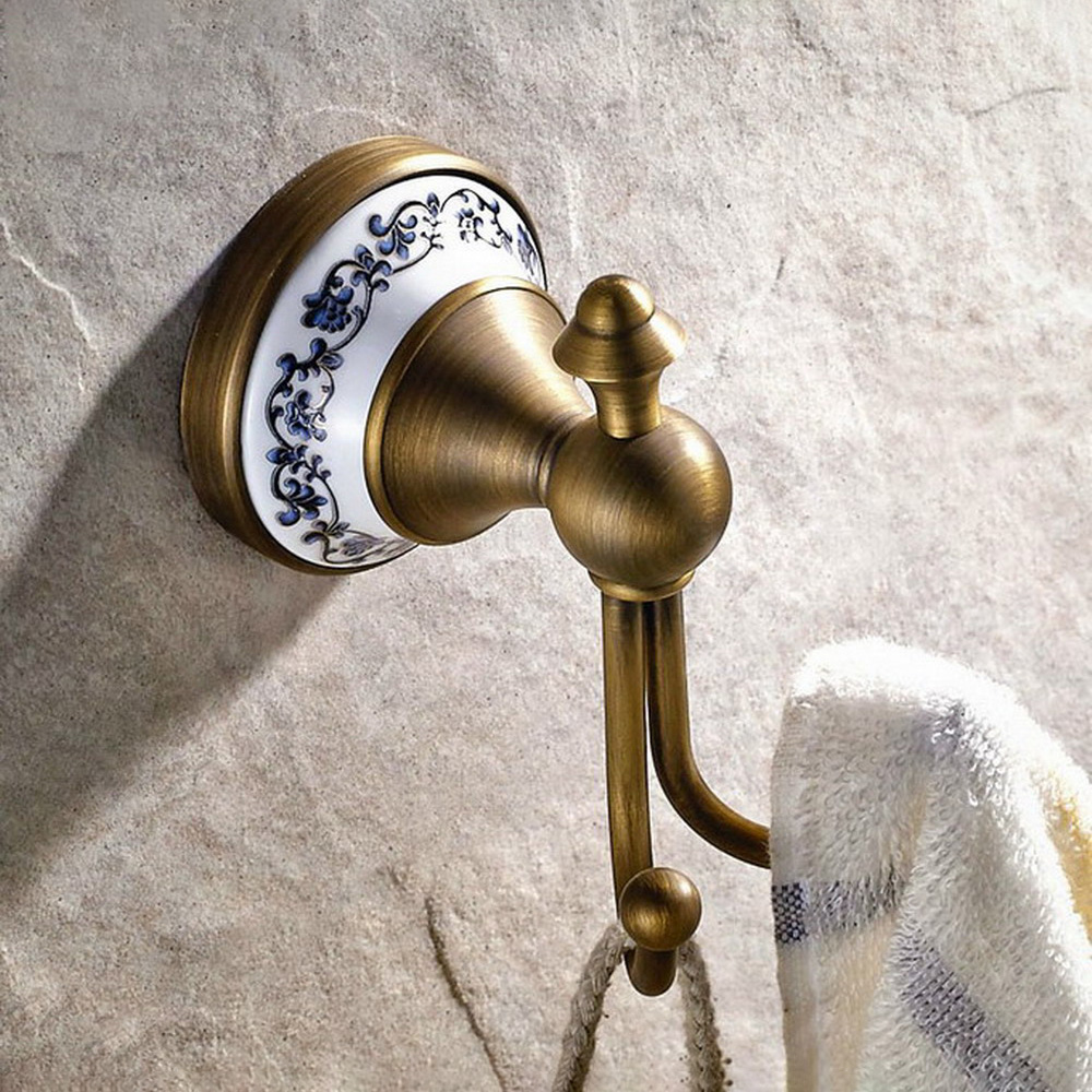 Antique Brass Hook - Antieke Messing Keramische base Wall Mount
